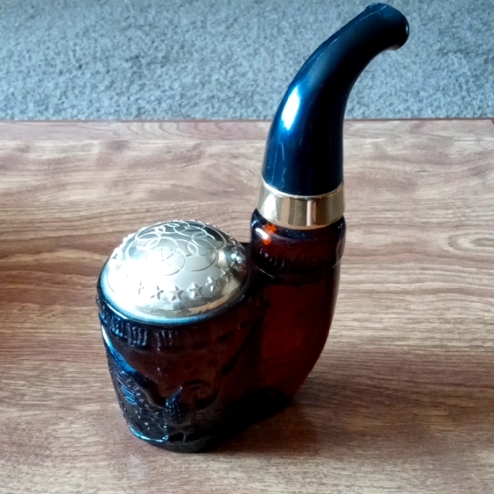 Vintage Avon American Eagle Pipe Wild Country Cologne